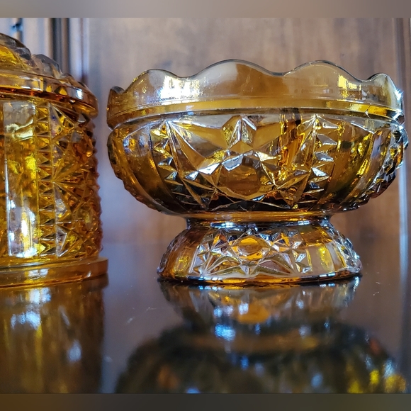 XL 6.5" Amber Glass "Stars and Bars" Fairy Lamp by Anchor Hocking - Picture 8 of 15